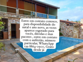Linda casa com piscina próximo ao mar